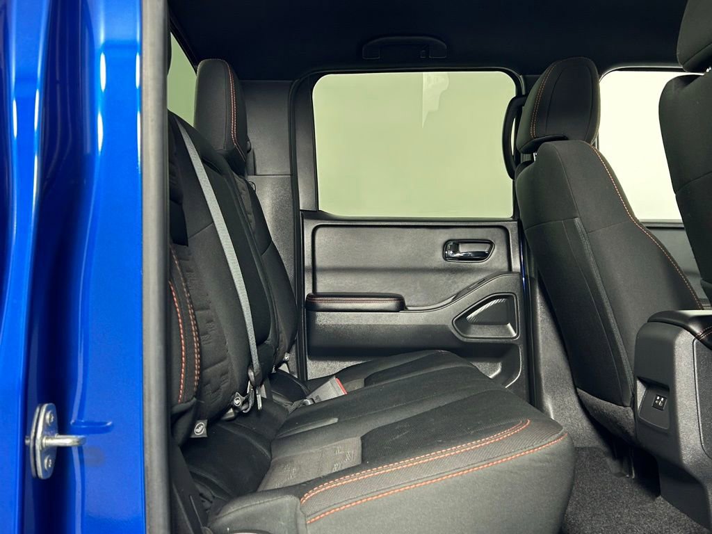 Used 2025 Nissan Frontier PRO-4X image 13