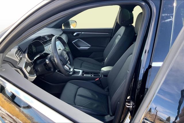 Certified 2025 Audi Q3 2.0T Premium w/ Convenience Package image 17