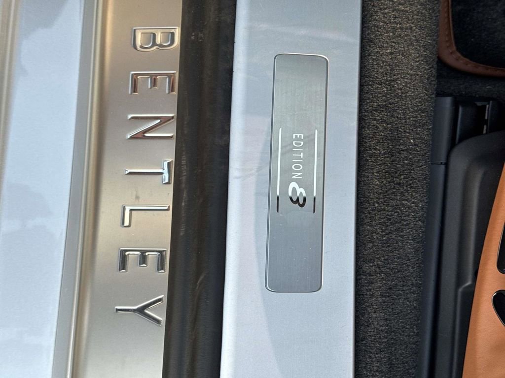 Used 2024 Bentley Continental GT image 29