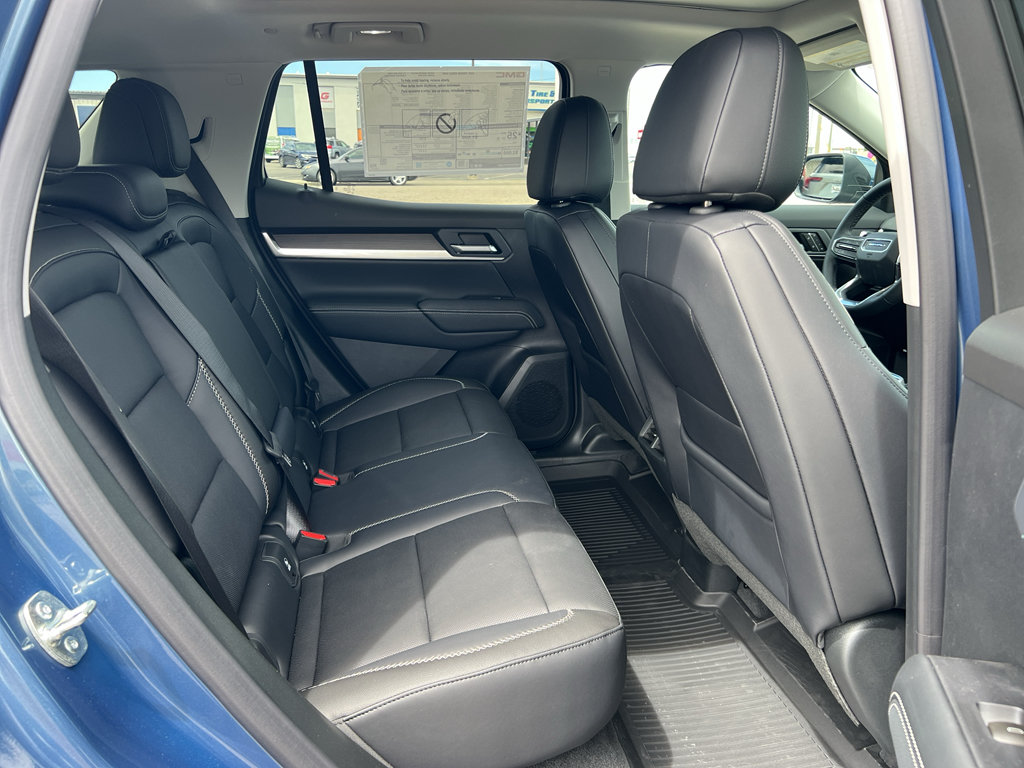 New 2026 GMC Terrain Denali w/ LPO, Floor Liner Package AWD/4WD image 24