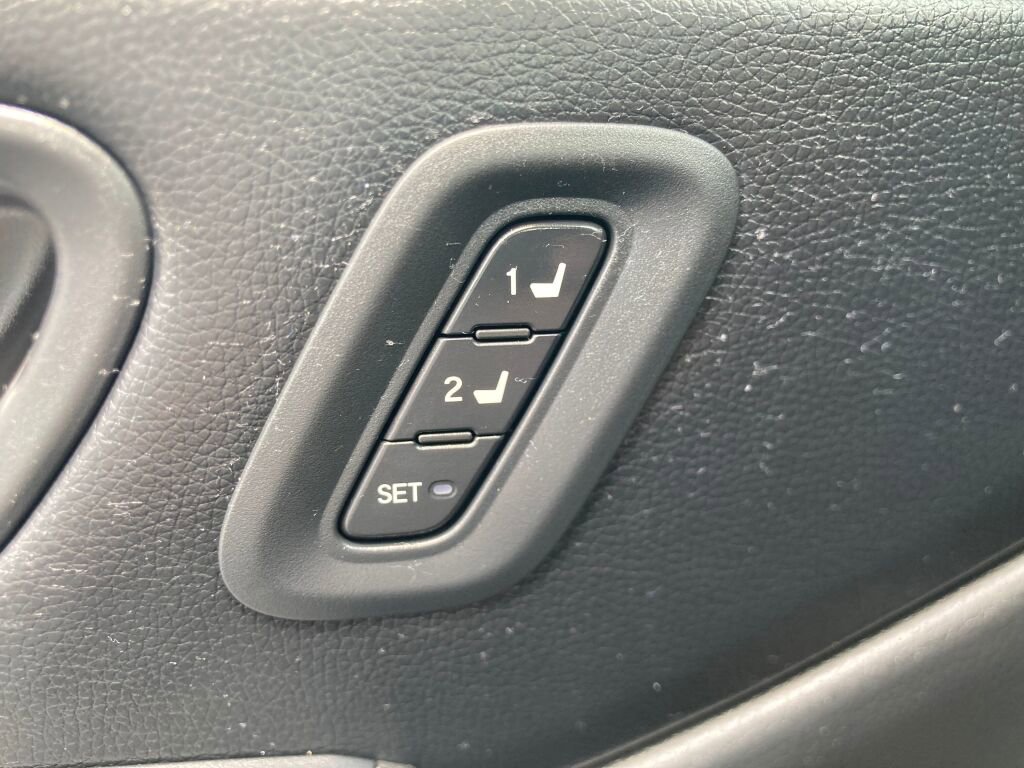 Used 2023 Honda Pilot Touring image 28