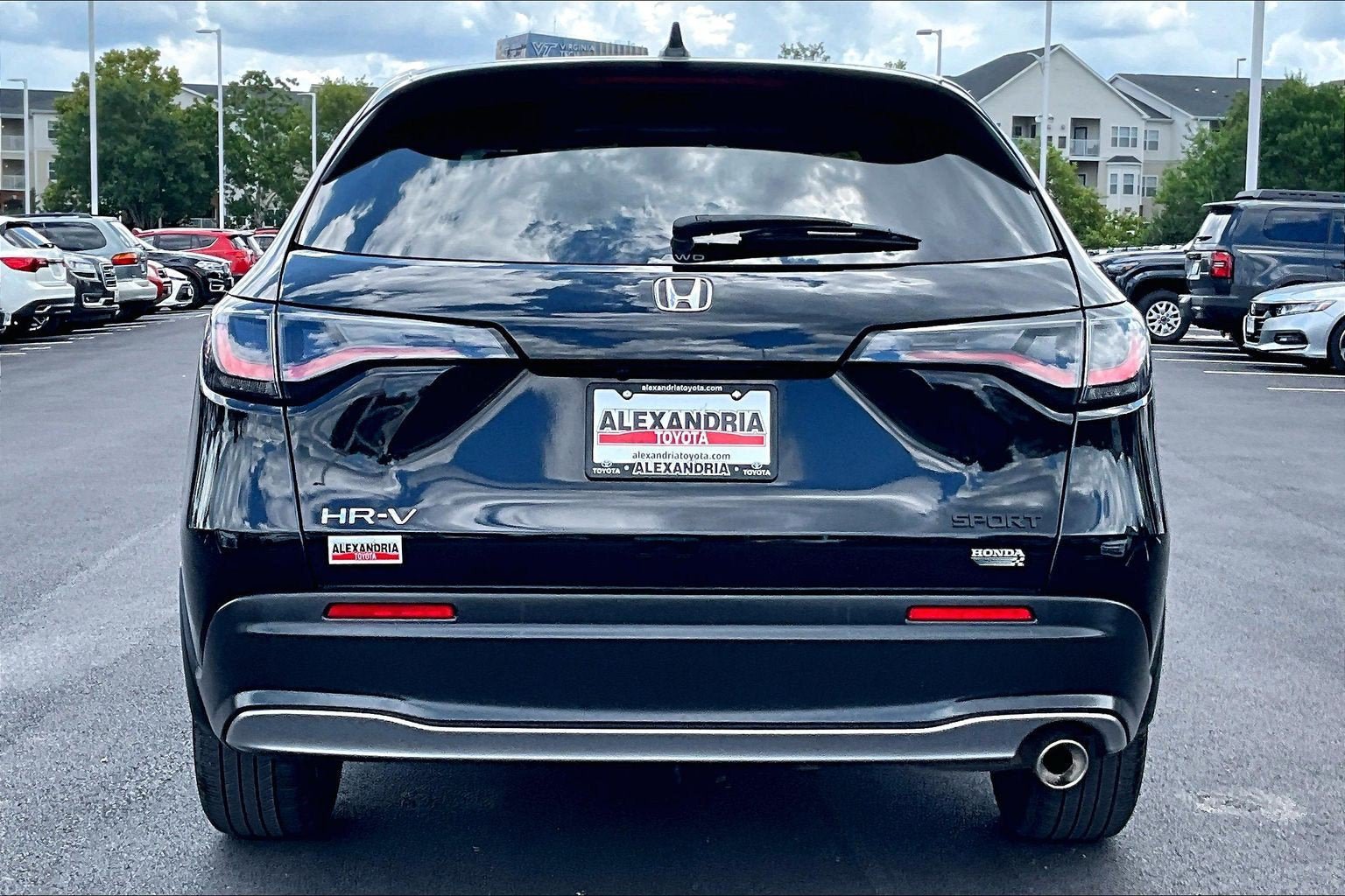 Used 2025 Honda HR-V Sport image 4