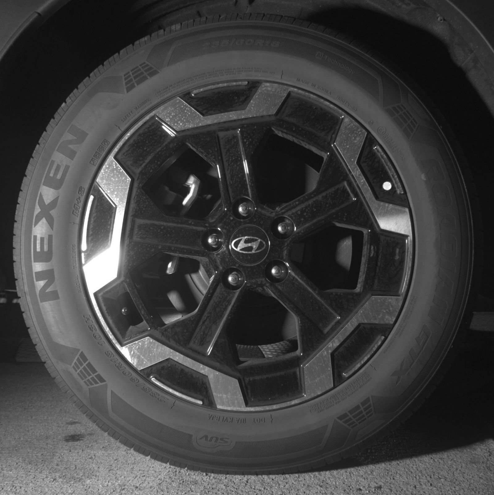 Used 2026 Hyundai Santa Fe SEL FWD image 15