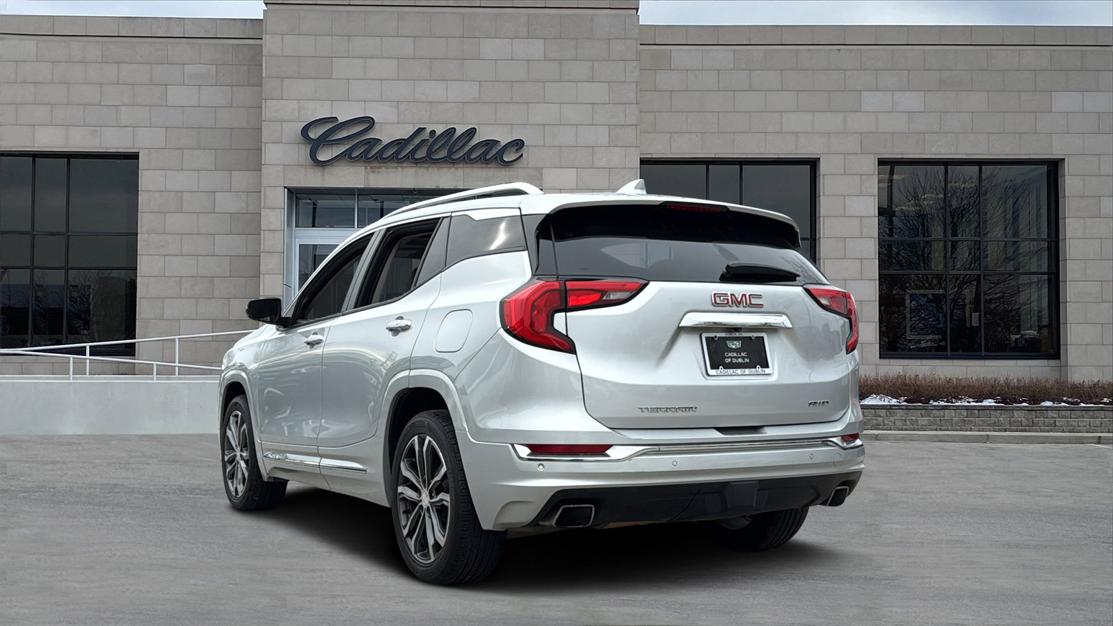 Used 2018 GMC Terrain Denali w/ Comfort Package image 4