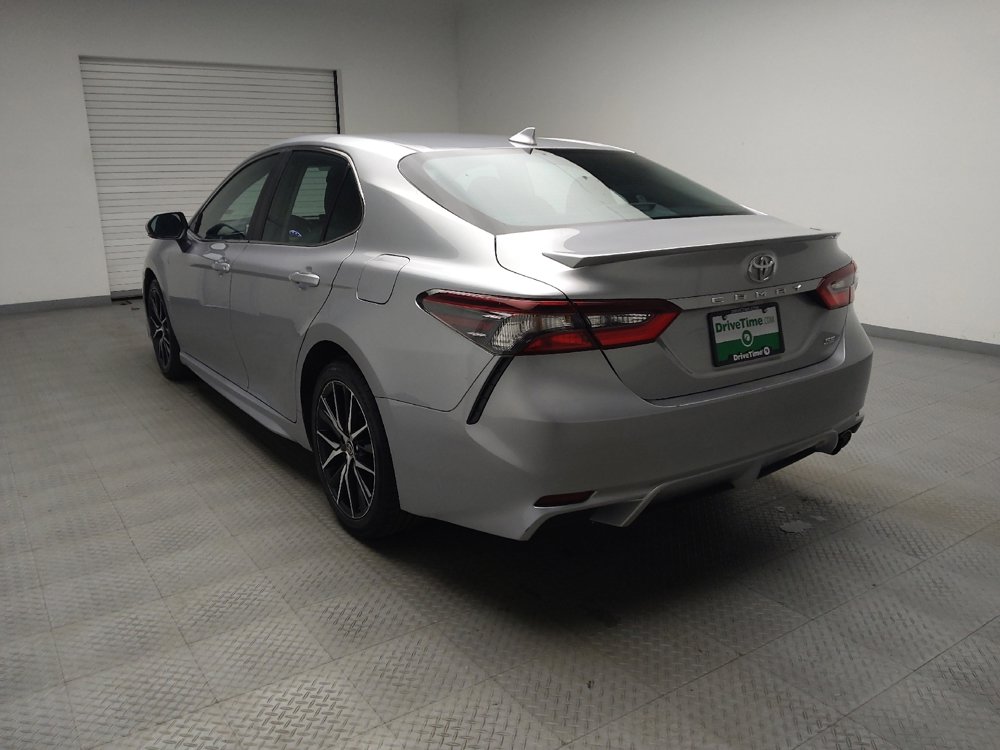 Used 2023 Toyota Camry SE FWD image 5