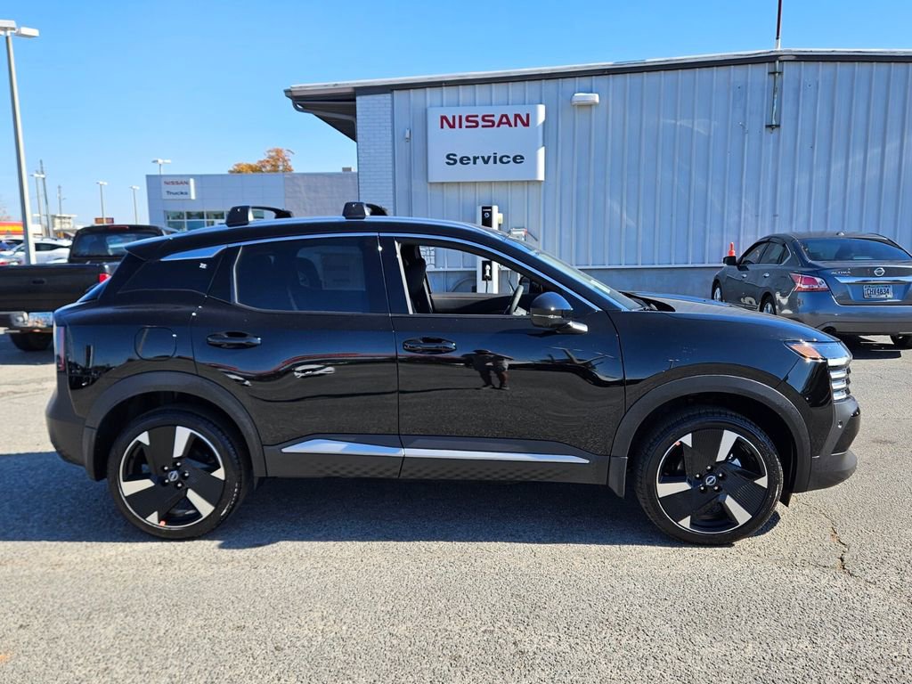 New 2026 Nissan Kicks SR w/ Cold Weather Package image 13
