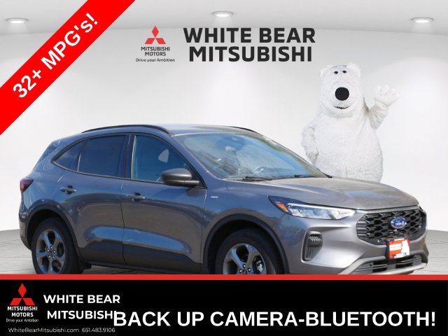 Used 2025 Ford Escape ST-Line AWD/4WD image 1
