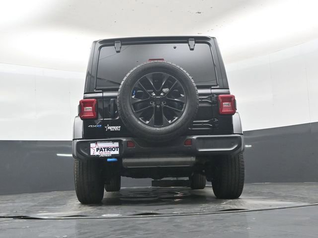 Used 2022 Jeep Wrangler Unlimited Sahara w/ Cold Weather Group image 40