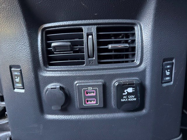Used 2021 Nissan Titan PRO-4X w/ Pro-4x Convenience Package AWD/4WD image 50