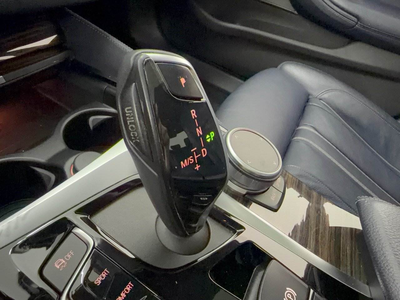 Used 2019 BMW M550i xDrive w/ Premium Package 2 AWD/4WD image 21