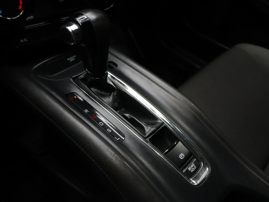 Used 2019 Honda HR-V LX image 24
