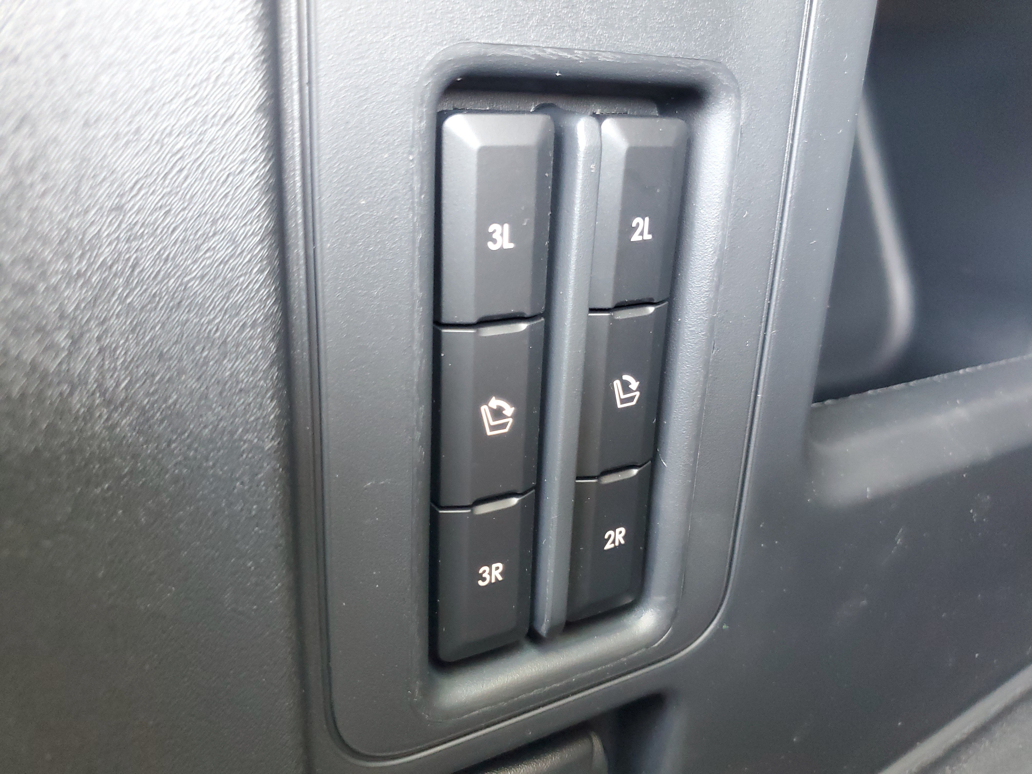 New 2027 Lincoln Navigator Reserve w/ Jet Appearance Package AWD/4WD image 33