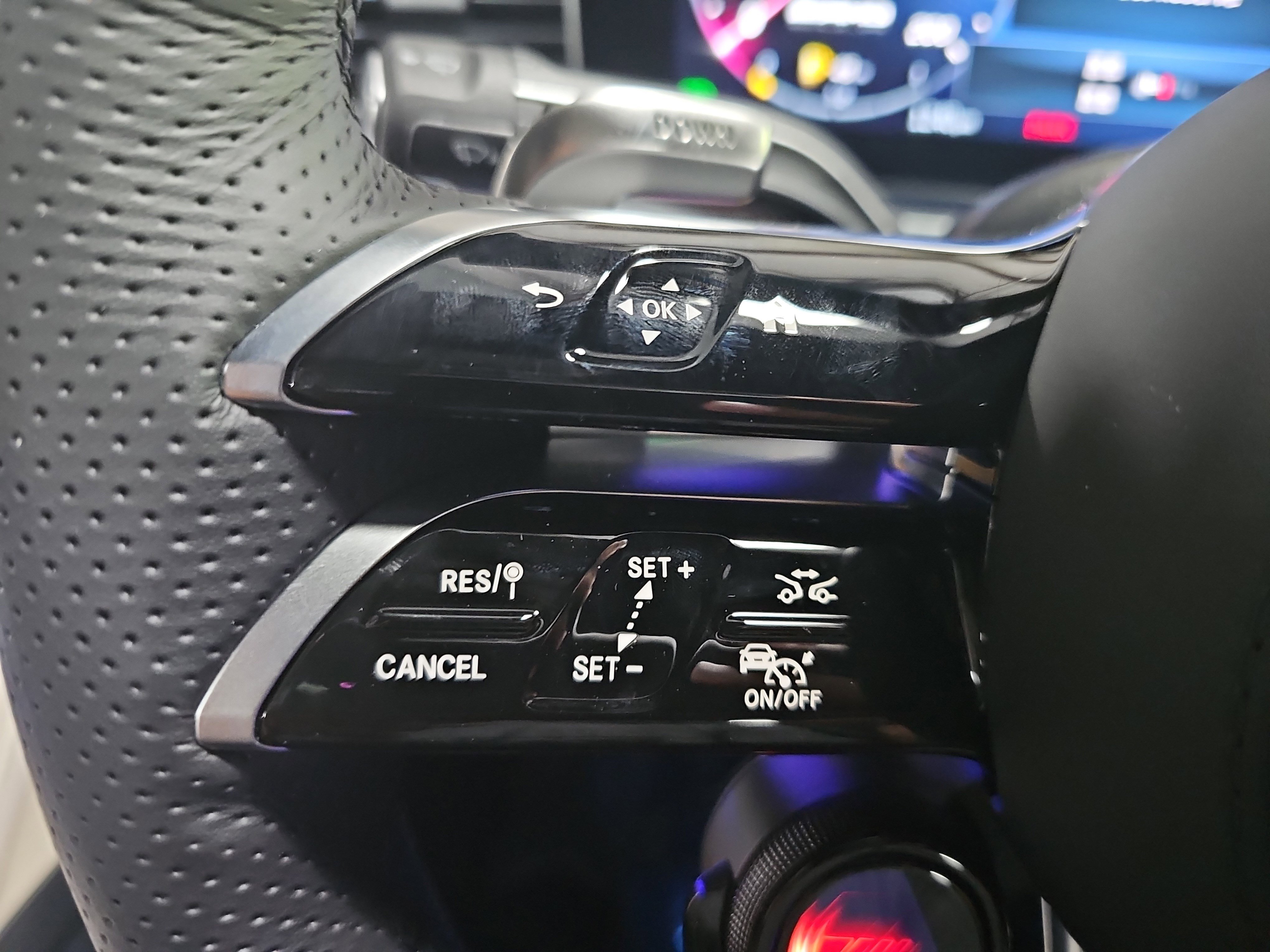 New 2026 Mercedes-Benz GLS 63 AMG 4MATIC image 19