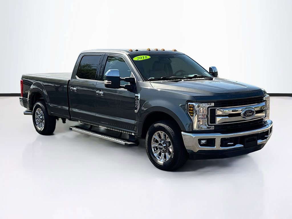Used 2018 Ford F250 XLT w/ XLT Premium Package RWD image 3