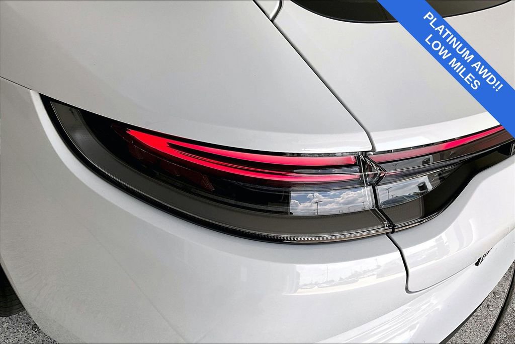 Used 2022 Porsche Panamera Platinum Edition RWD image 39