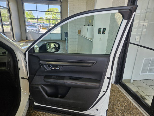 Used 2023 Honda CR-V Sport image 14