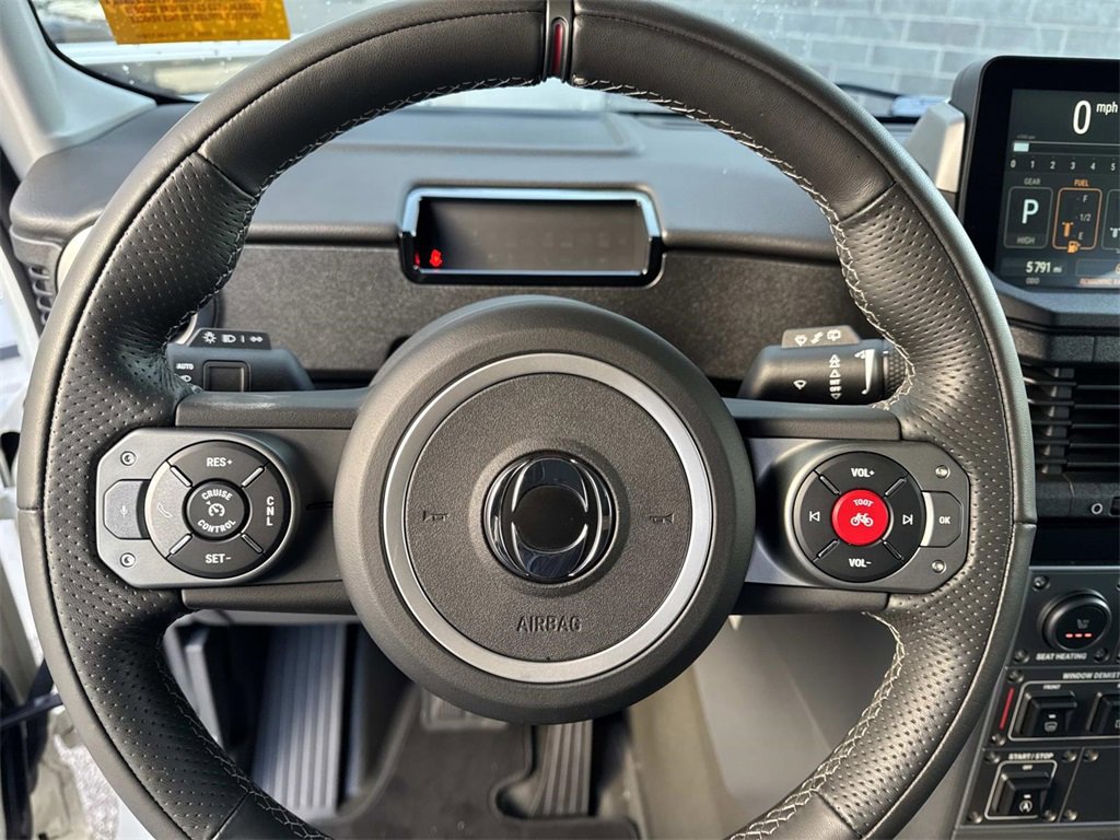 Used 2024 INEOS Grenadier Fieldmaster Edition image 27