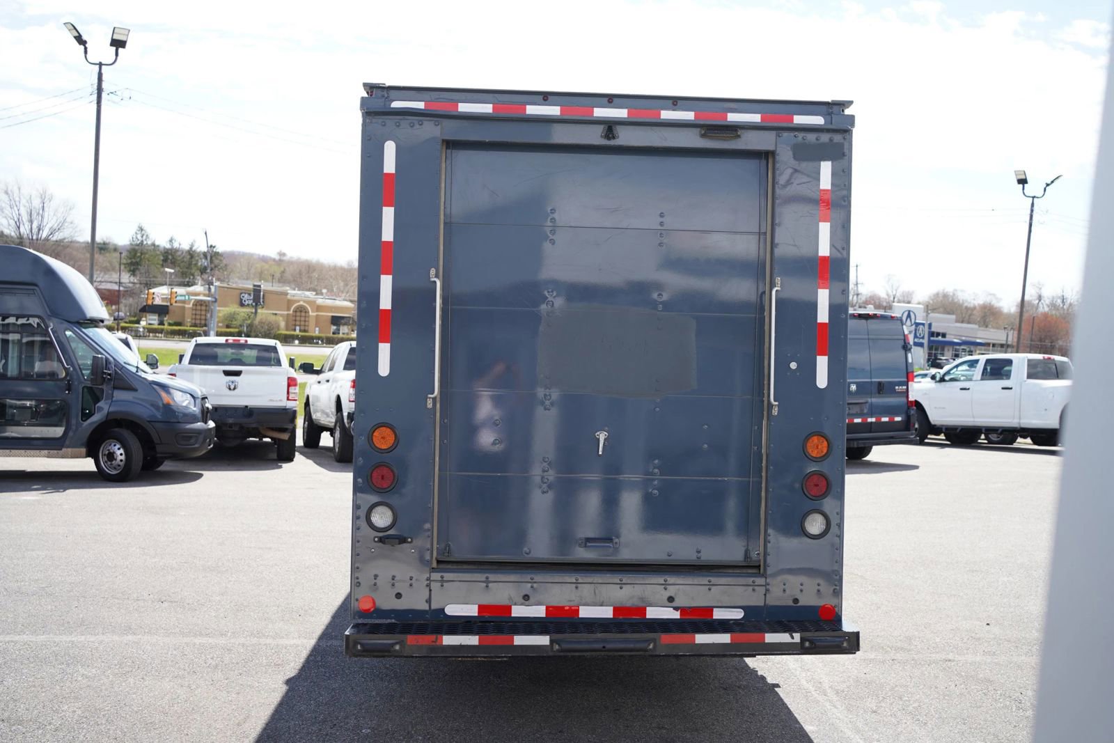 Used 2021 Ford Transit 350 DRW image 6