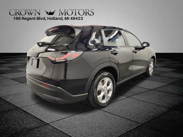 Used 2024 Honda HR-V LX image 2