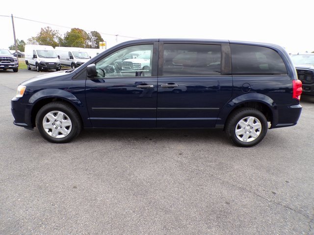 Used 2012 RAM C/V image 2