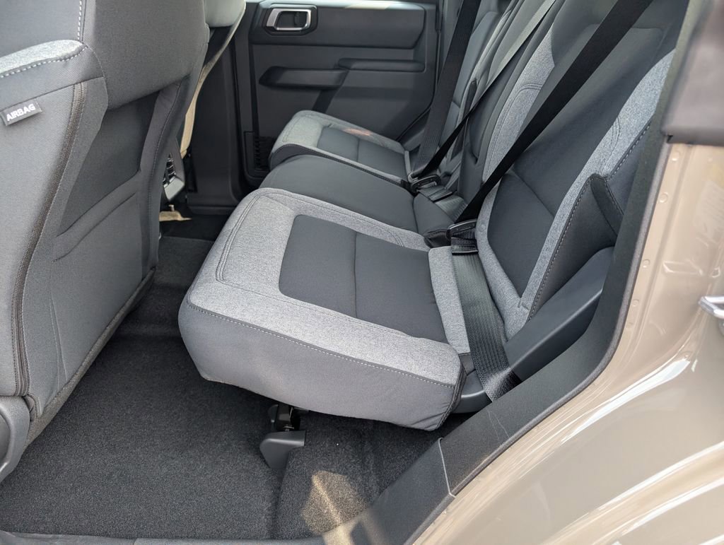 New 2025 Ford Bronco 4-Door image 7