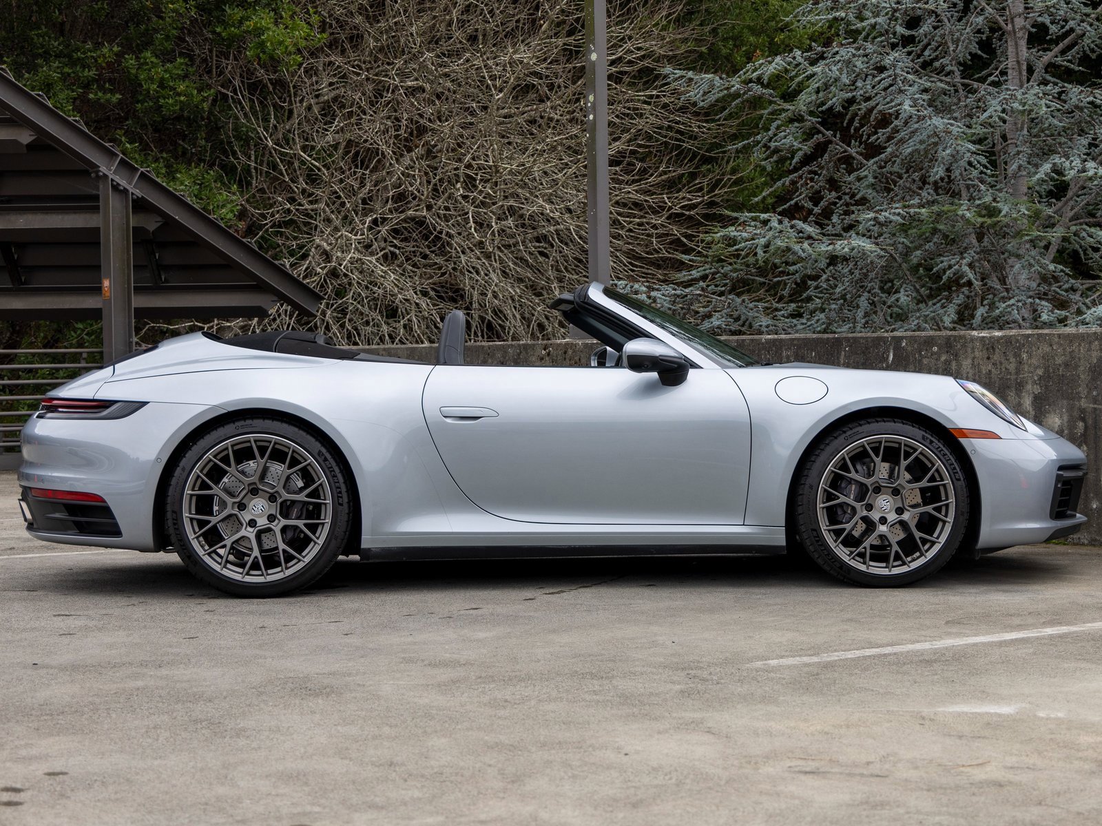 Certified 2022 Porsche 911 Carrera image 12