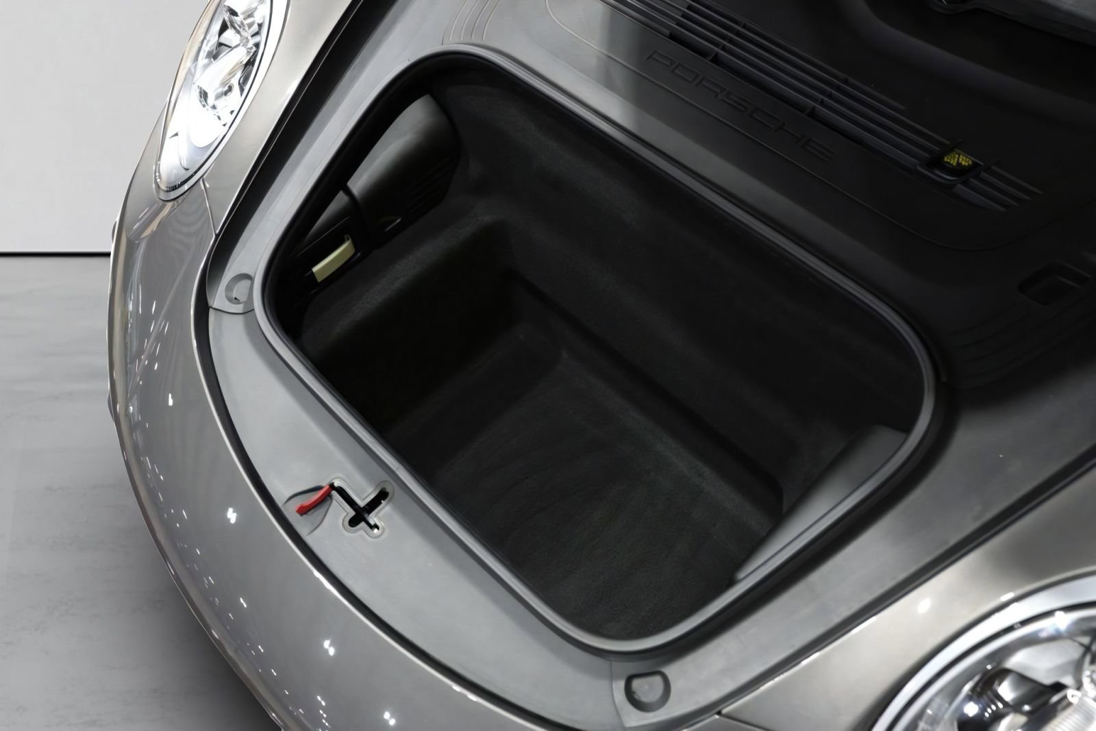Used 2019 Porsche 911 Turbo AWD/4WD image 6