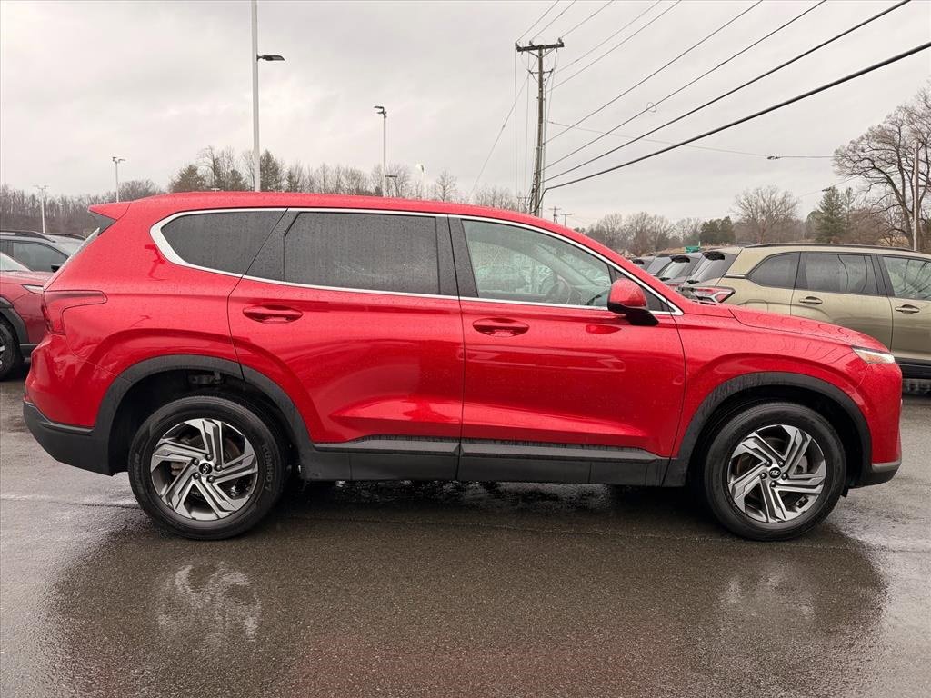 Used 2022 Hyundai Santa Fe SE image 11