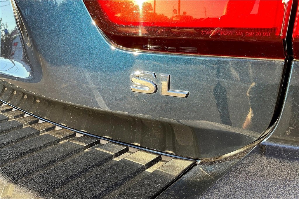 Used 2024 Nissan Armada SL w/ Captain's Chairs Package image 14