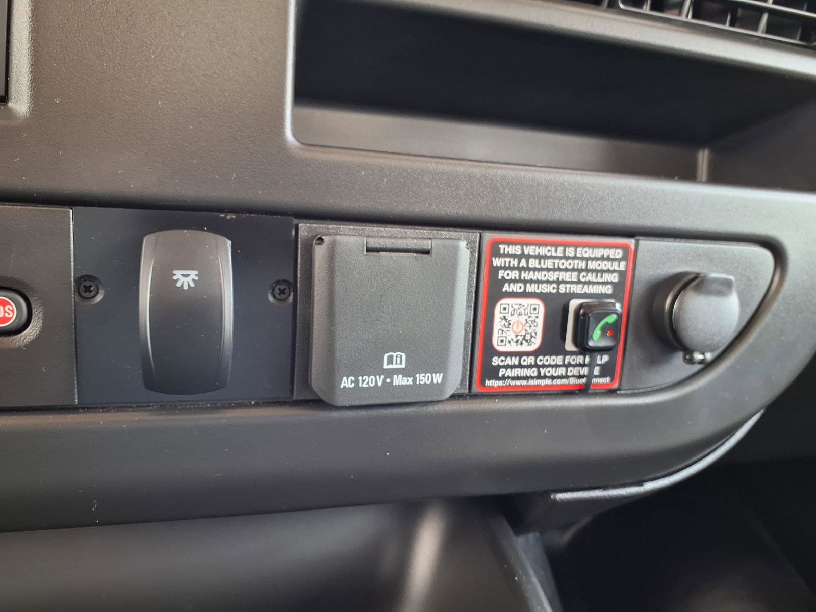 New 2026 GMC Savana 4500 w/ Power Convenience Package RWD image 10