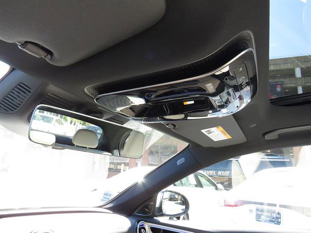 Used 2025 Mercedes-Benz C 300 4MATIC Sedan image 19