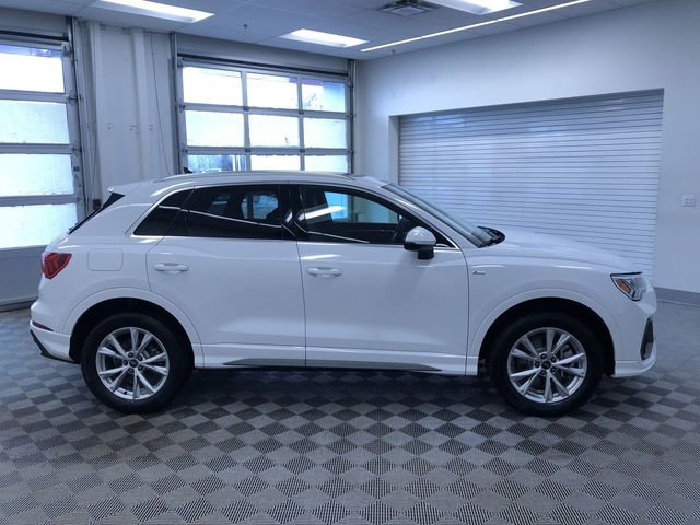 Used 2025 Audi Q3 2.0T Premium image 35