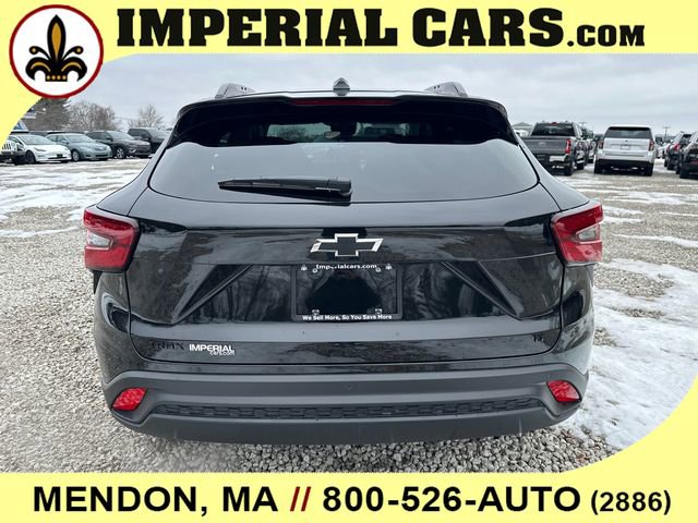 New 2026 Chevrolet Trax LT w/ Driver Confidence Package FWD image 10