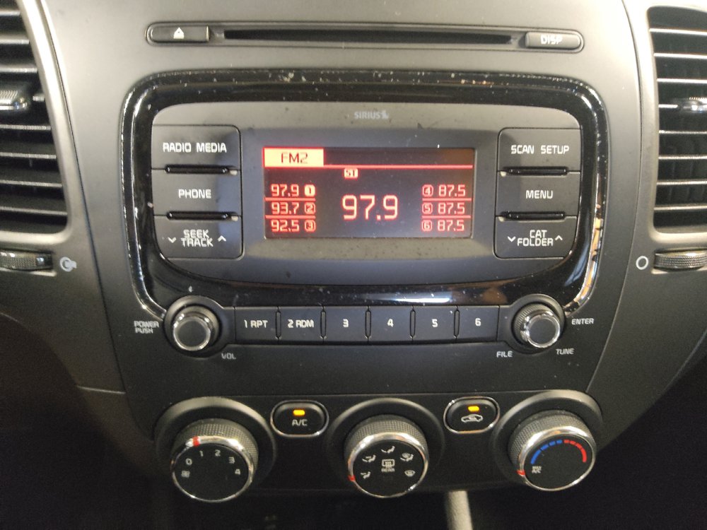 Used 2017 Kia Forte LX FWD image 25