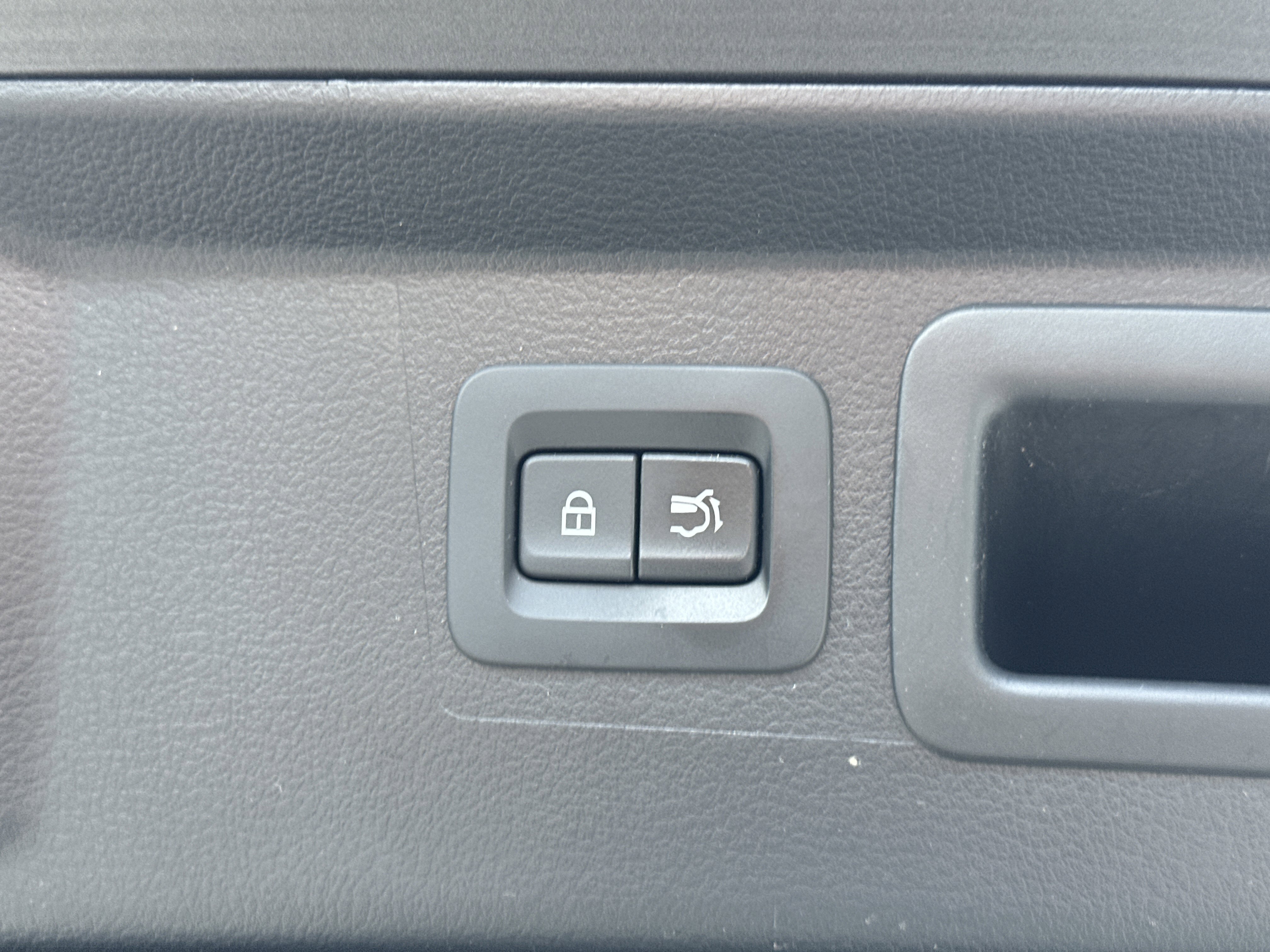 Used 2023 MAZDA CX-50 2.5 S w/ Cargo Package image 14