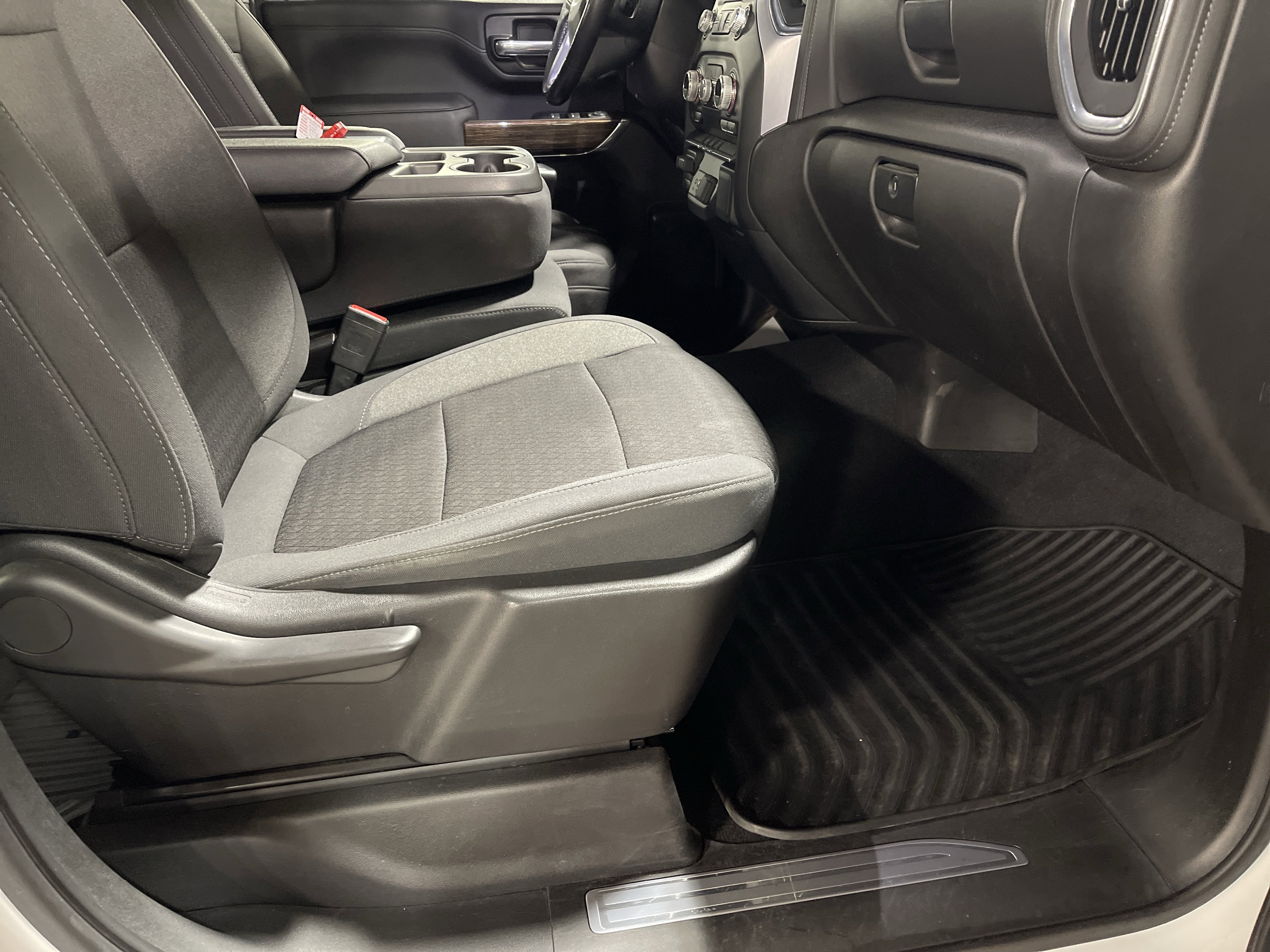 Used 2022 GMC Sierra 2500 SLE w/ SLE Convenience Package image 14