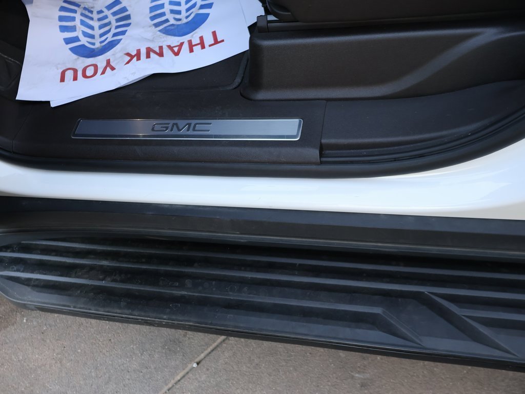 Used 2022 GMC Yukon SLT w/ SLT Luxury Package image 35