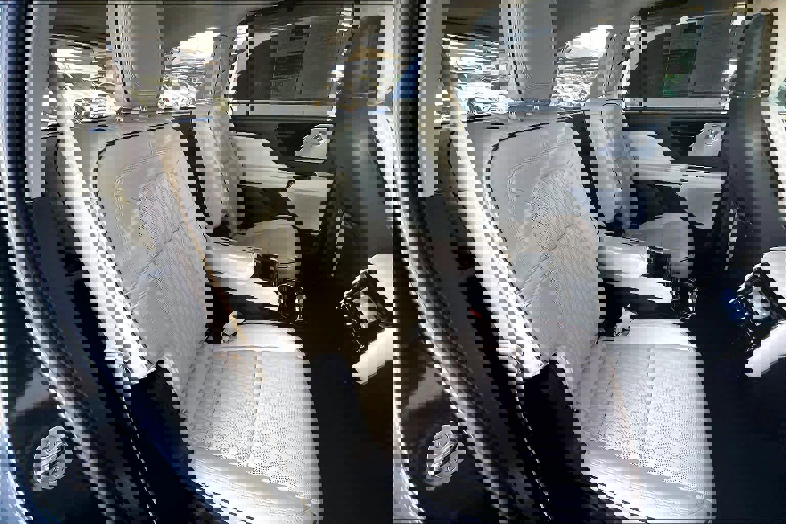 Used 2020 Lincoln Aviator Black Label w/ Dynamic Handling Package image 20