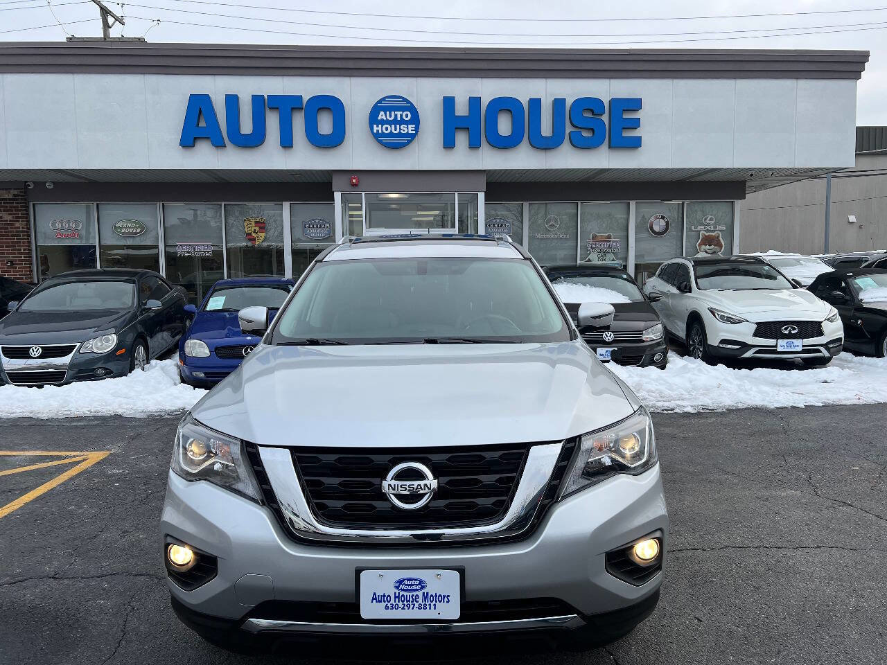 Used 2017 Nissan Pathfinder SL w/ SL Premium Package image 2