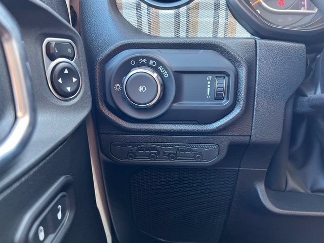 New 2026 Jeep Wrangler Unlimited Sport AWD/4WD image 11