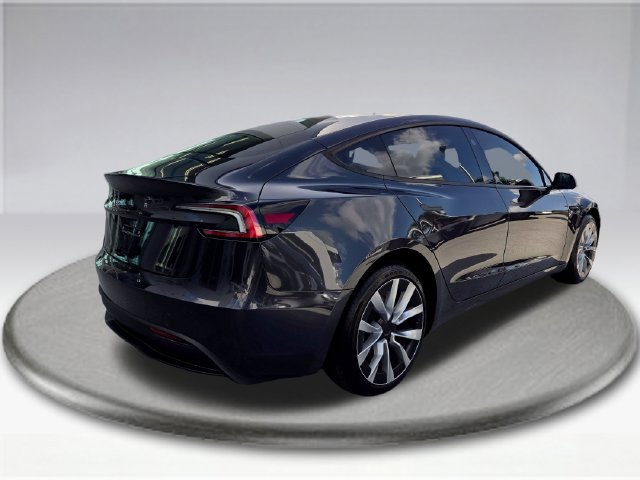 Used 2025 Tesla Model 3 Long Range RWD image 11