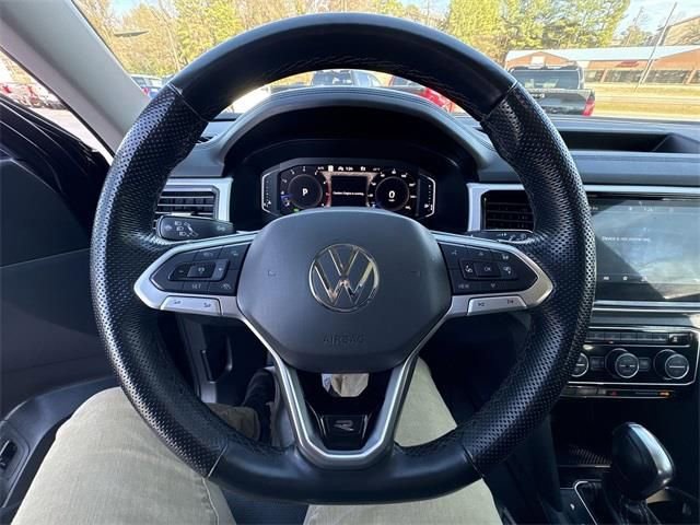 Used 2022 Volkswagen Atlas SEL Premium image 15