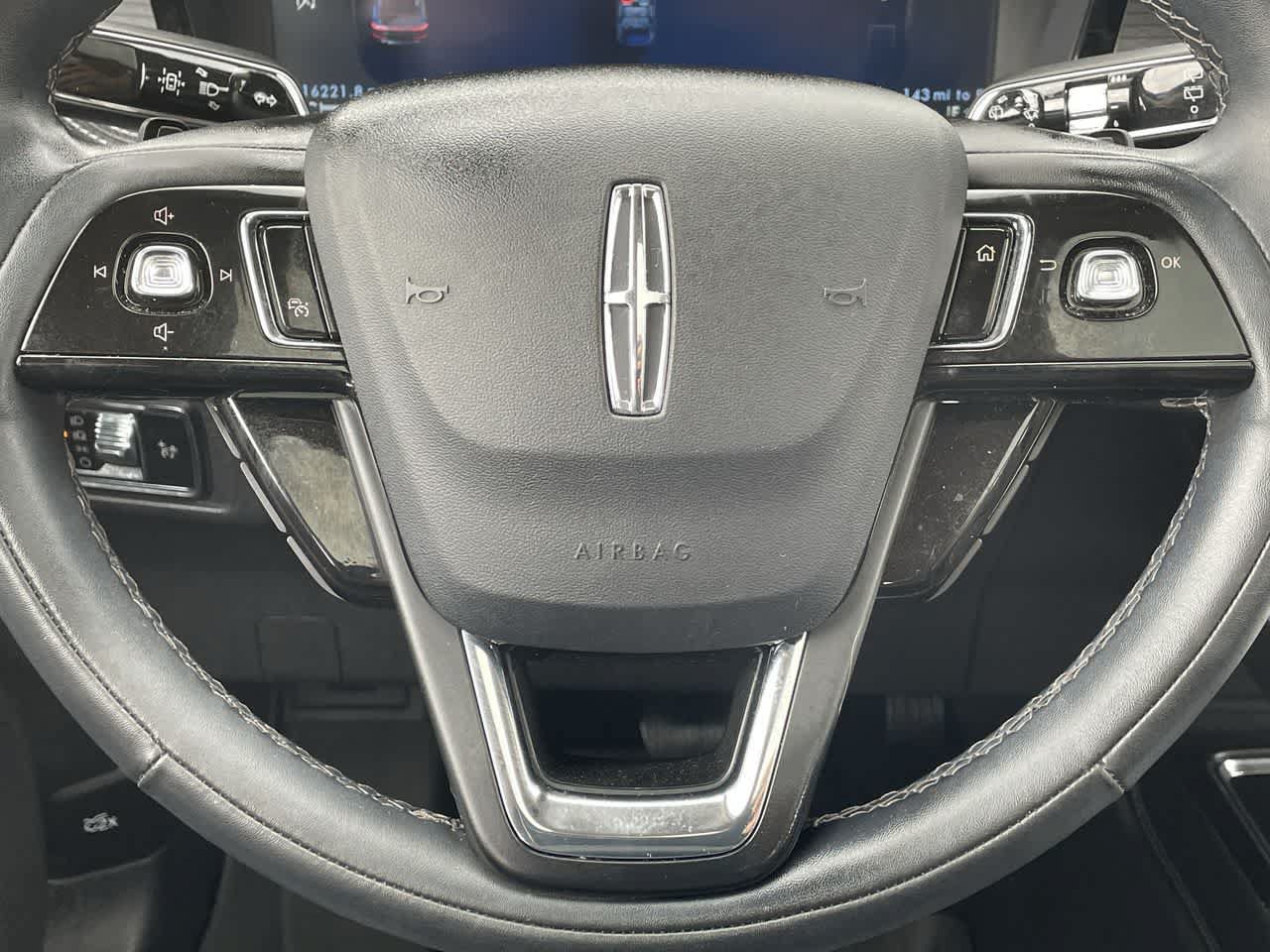 Used 2024 Lincoln Corsair AWD w/ Equipment Group 101A image 10
