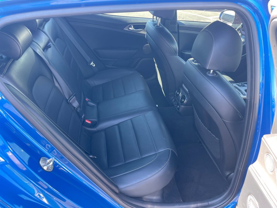 Used 2021 Kia Stinger GT2 image 29