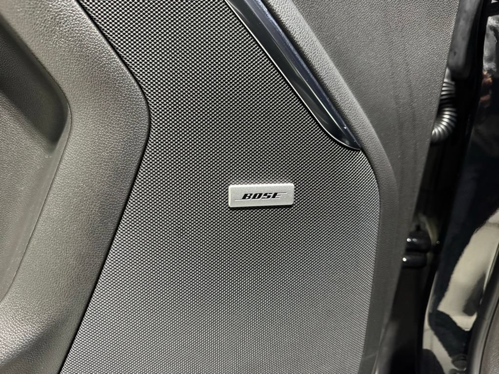 Used 2025 Chevrolet Tahoe High Country AWD/4WD image 15