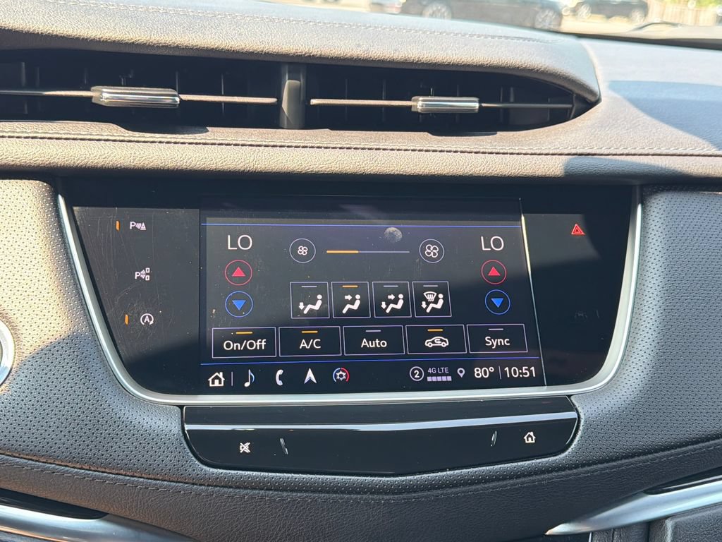 Certified 2025 Cadillac XT5 Premium Luxury w/ Technology Package AWD/4WD image 10