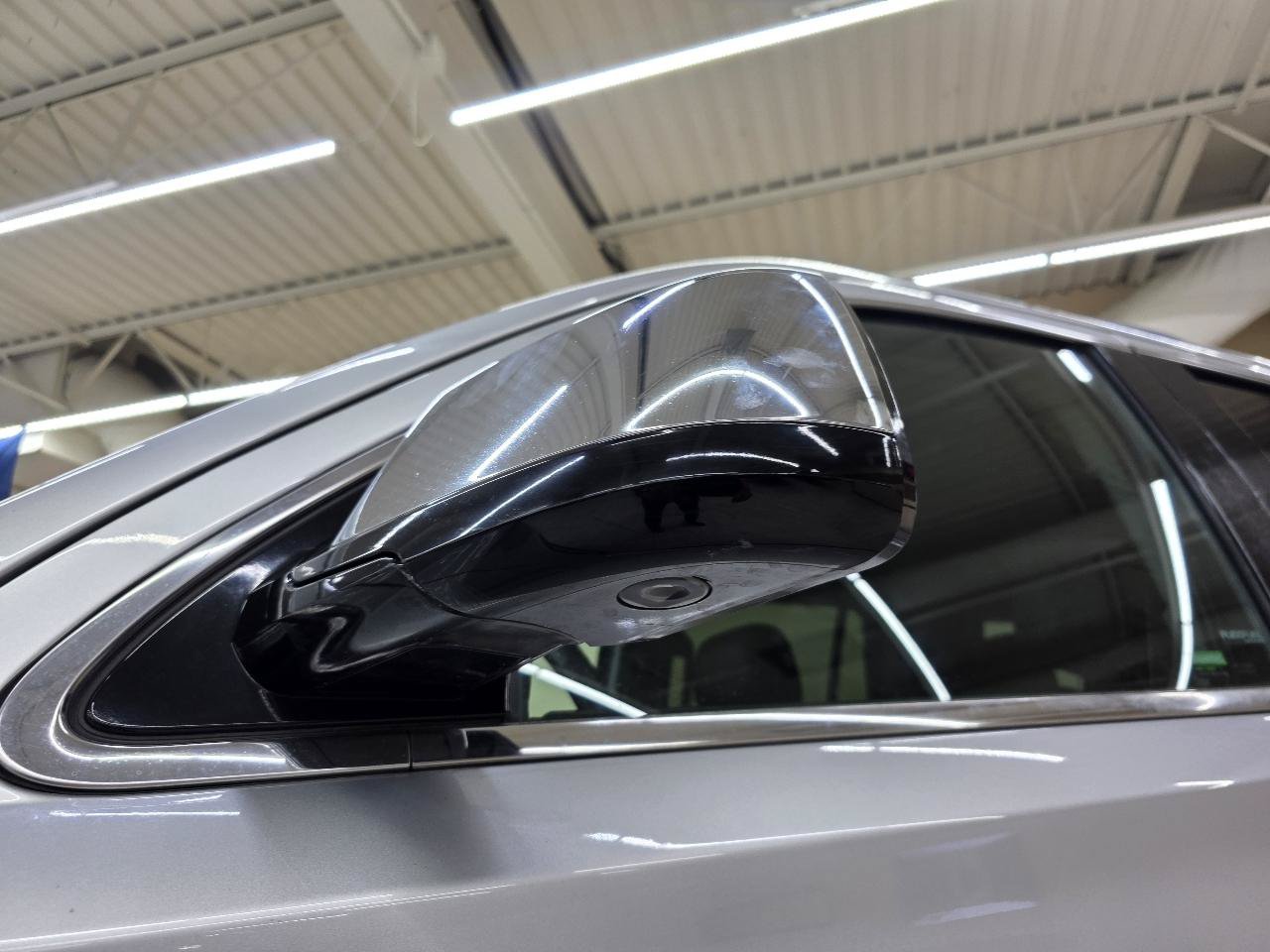 Used 2015 Chevrolet Tahoe LTZ RWD image 11