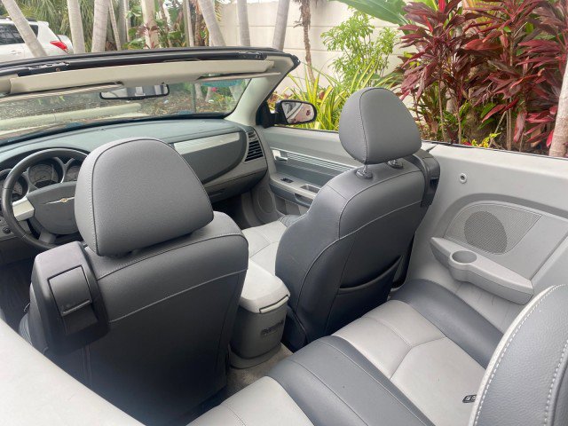 Used 2008 Chrysler Sebring Touring w/ Special Touring Group image 34