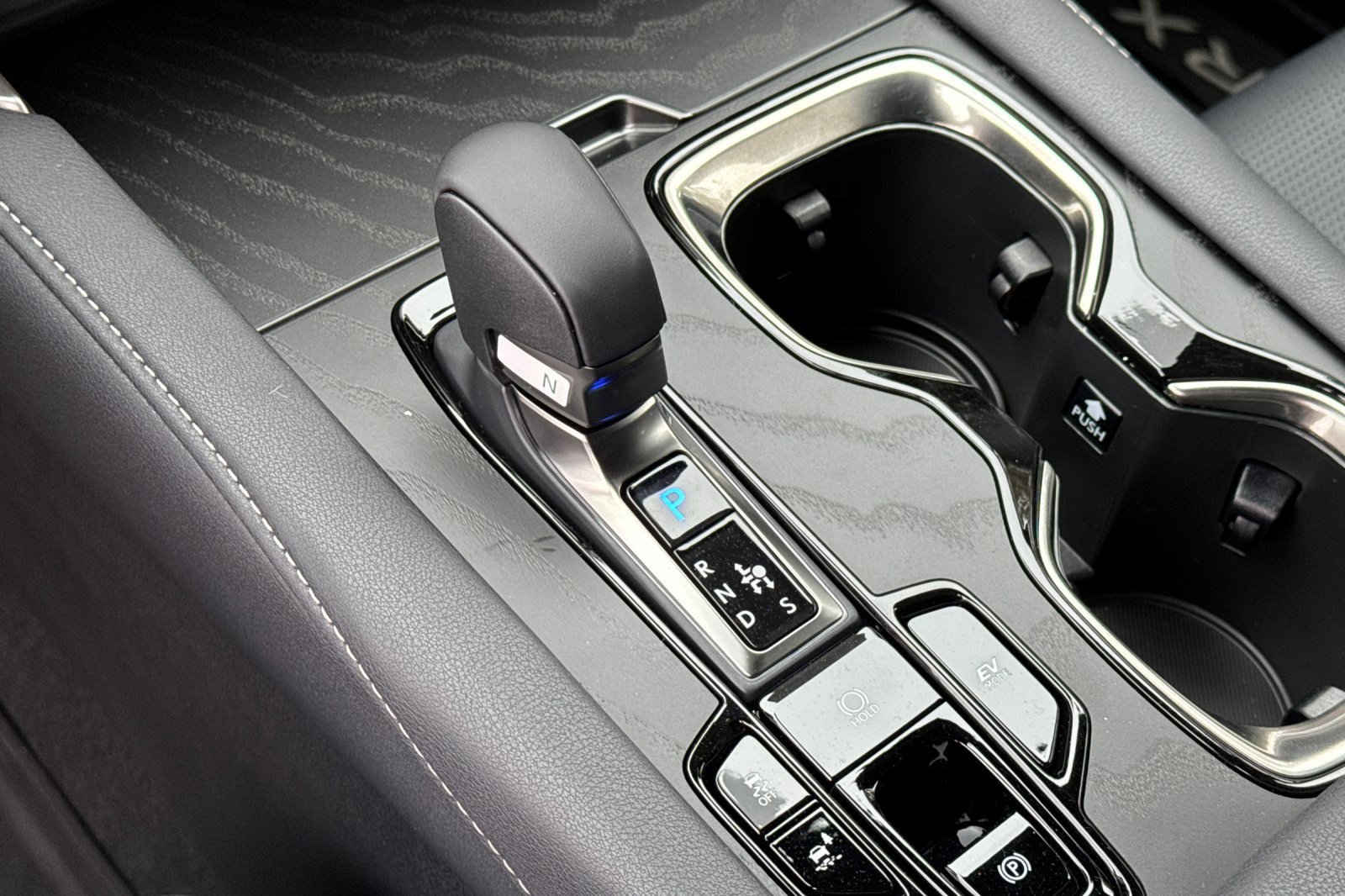 New 2026 Lexus RX 350h AWD/4WD image 15