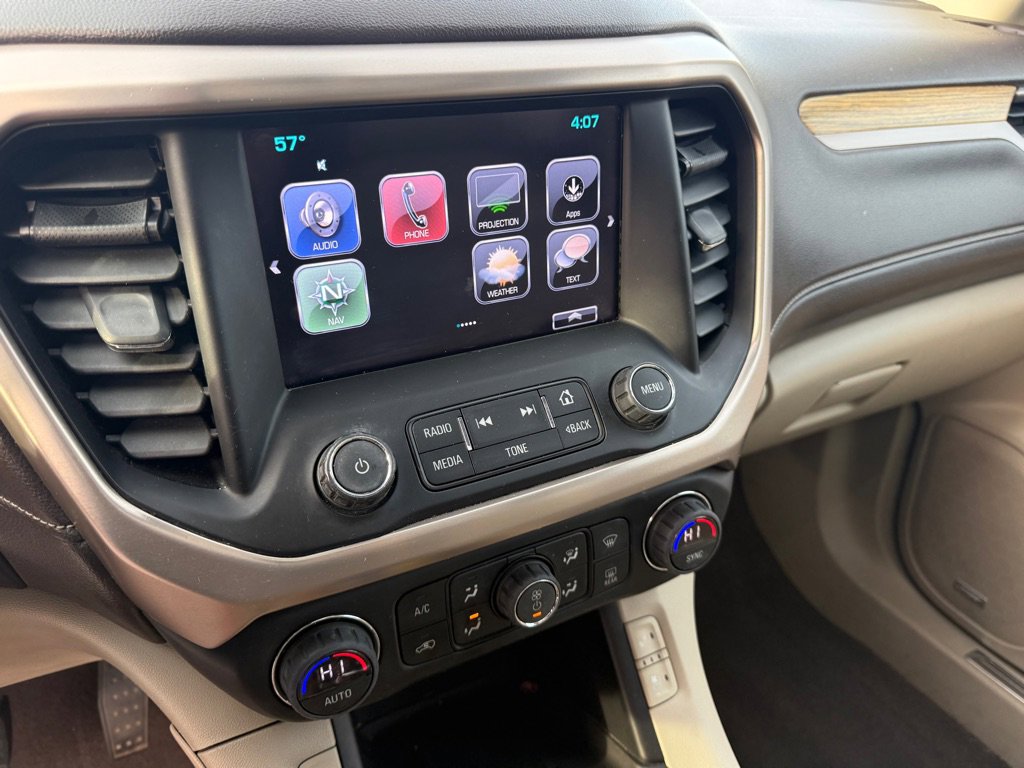 Used 2017 GMC Acadia Denali w/ Technology Package image 9